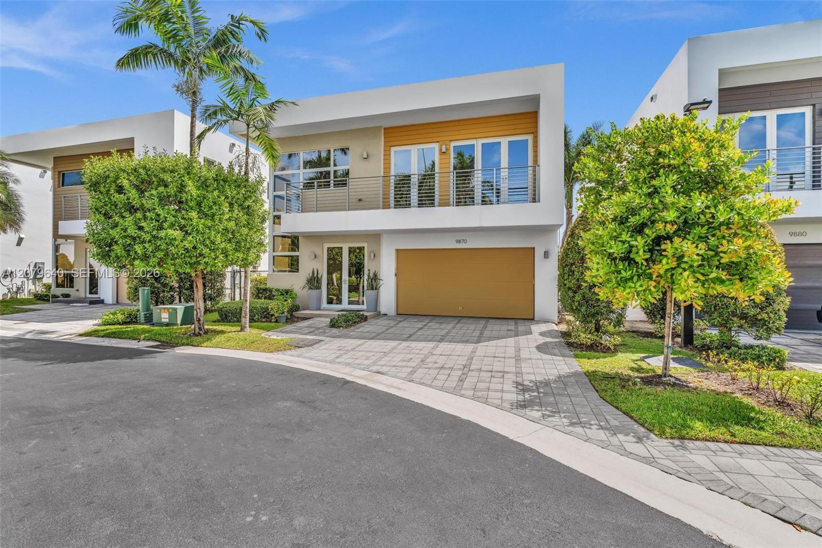 9870 NW 74th Ter, Doral FL 33178