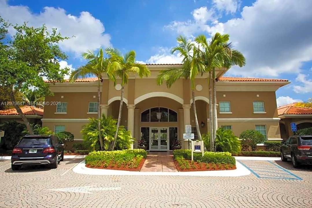 215 SW 117th Ter # 14204, Pembroke Pines FL 33025 photo 2