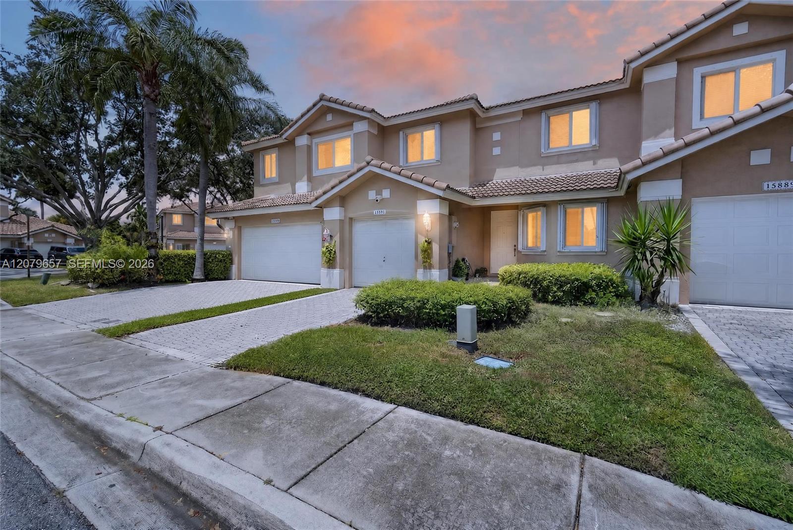 15891 SW 12th St, Pembroke Pines FL 33027
