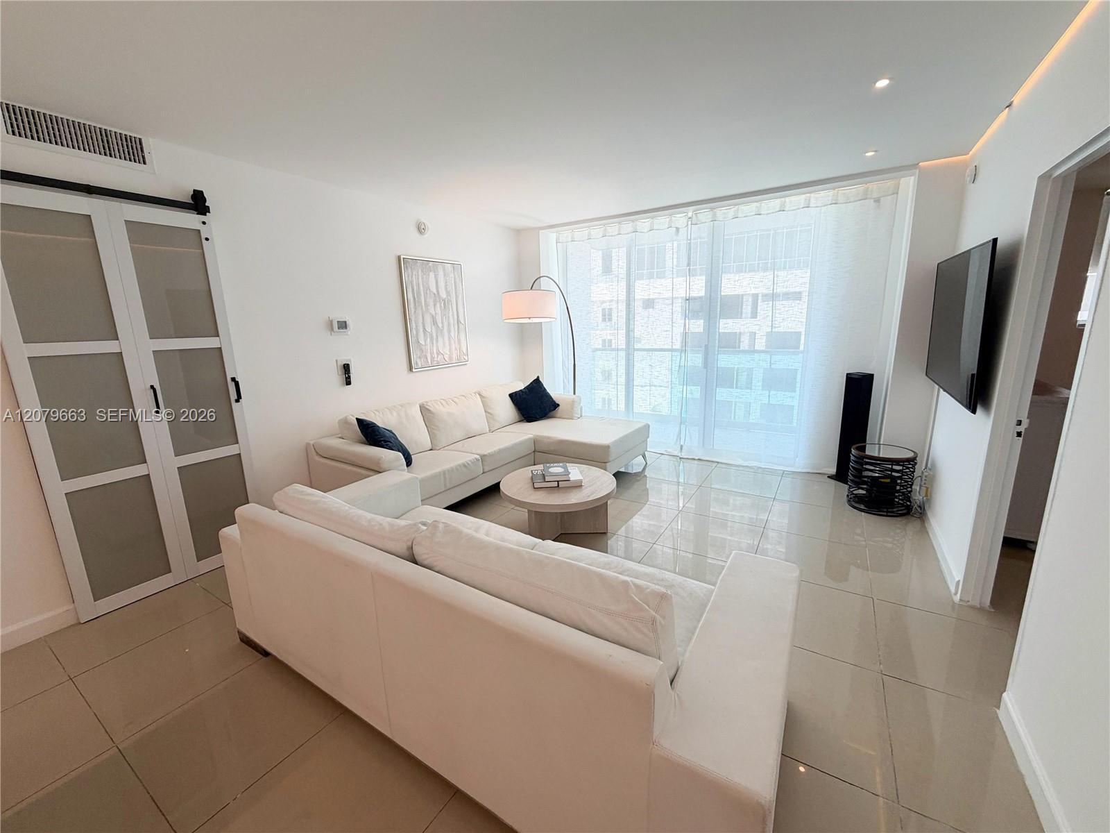 4001 S Ocean Dr # 11J, Hollywood FL 33019 photo 2