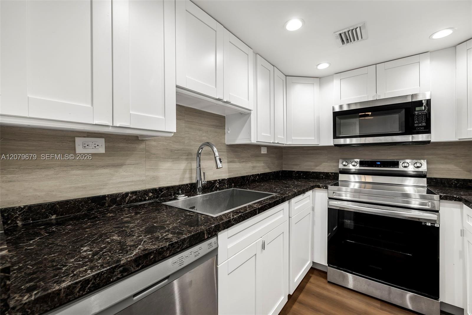 1200 West Ave # 317, Miami Beach FL 33139 photo 4