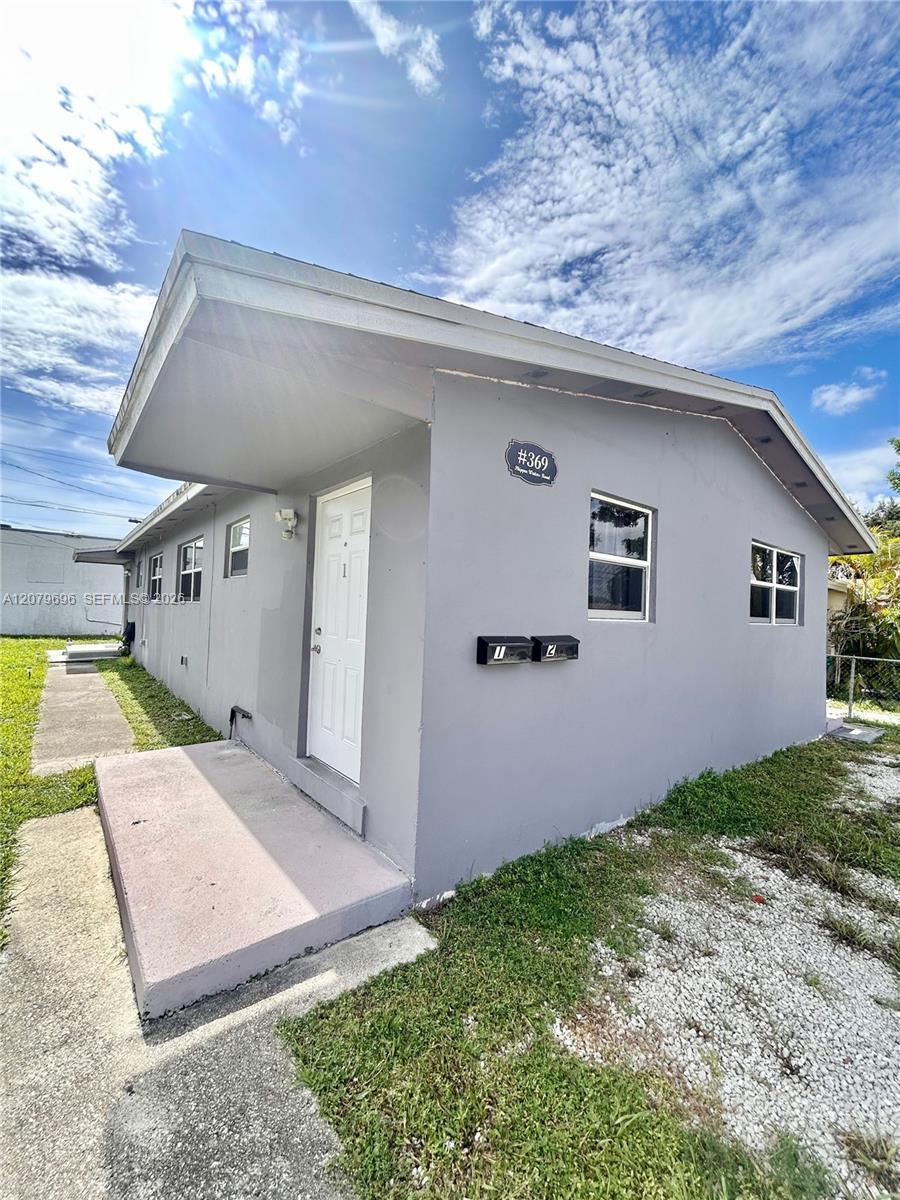 369 Phippen Waiters Rd, Dania Beach FL 33004