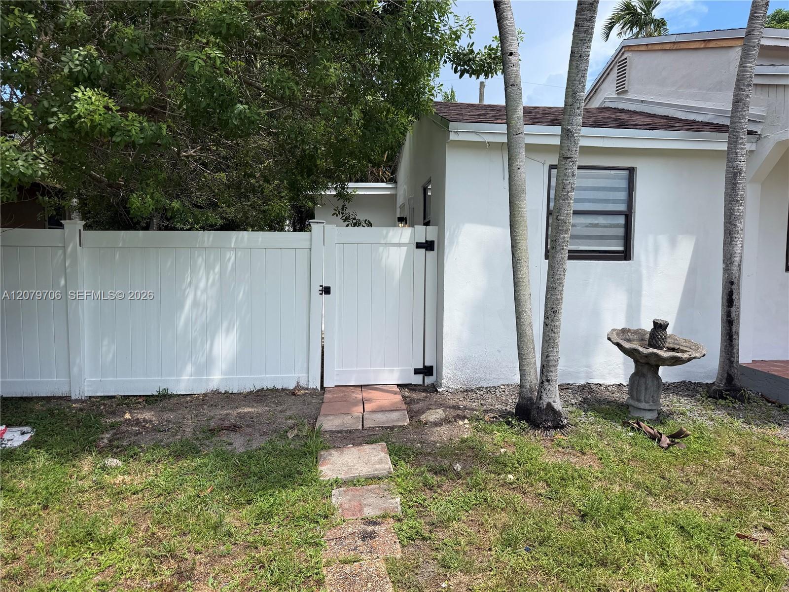 6871 SW 37th St # A, Miami FL 33155