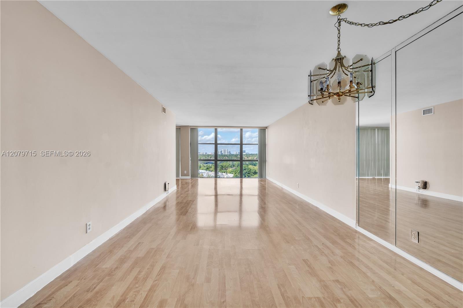 1000 Parkview Dr # 925, Hallandale Beach FL 33009 photo 2