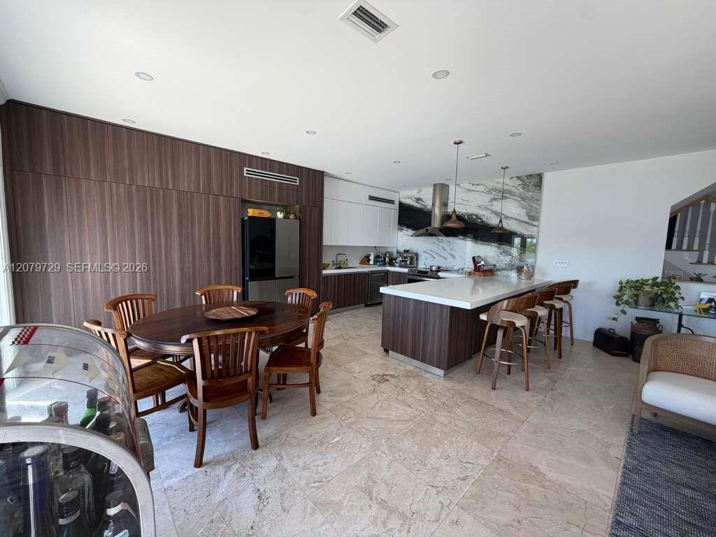 8031 NE Bayshore Ct # 8031, Miami FL 33138 photo 2