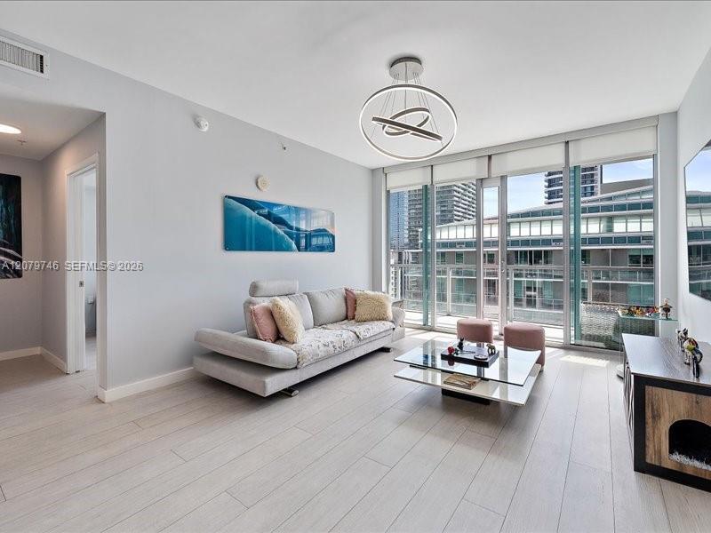 1111 SW 1st Ave, Miami FL 33130 photo 2