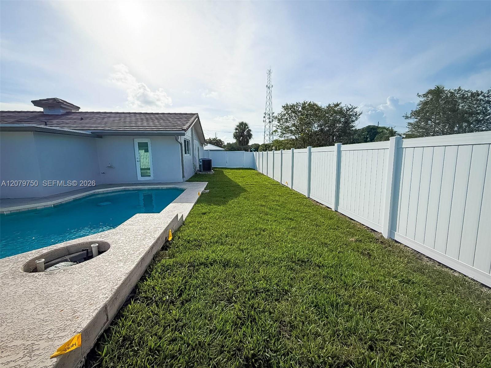 2298 NE 2nd Ave, Boca Raton FL 33431 photo 3