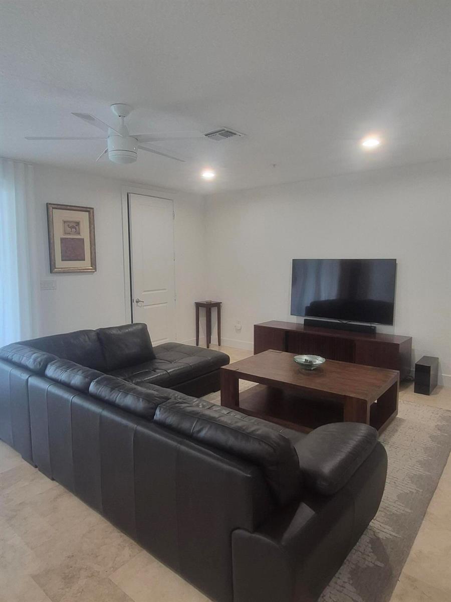 71 Isle Of Venice Drive # 71, Fort Lauderdale FL 33301 photo 4