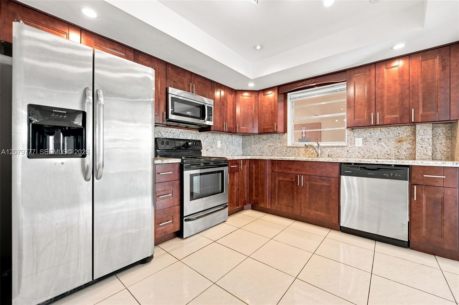 200 NE 12th Ave # 1D, Hallandale Beach FL 33009