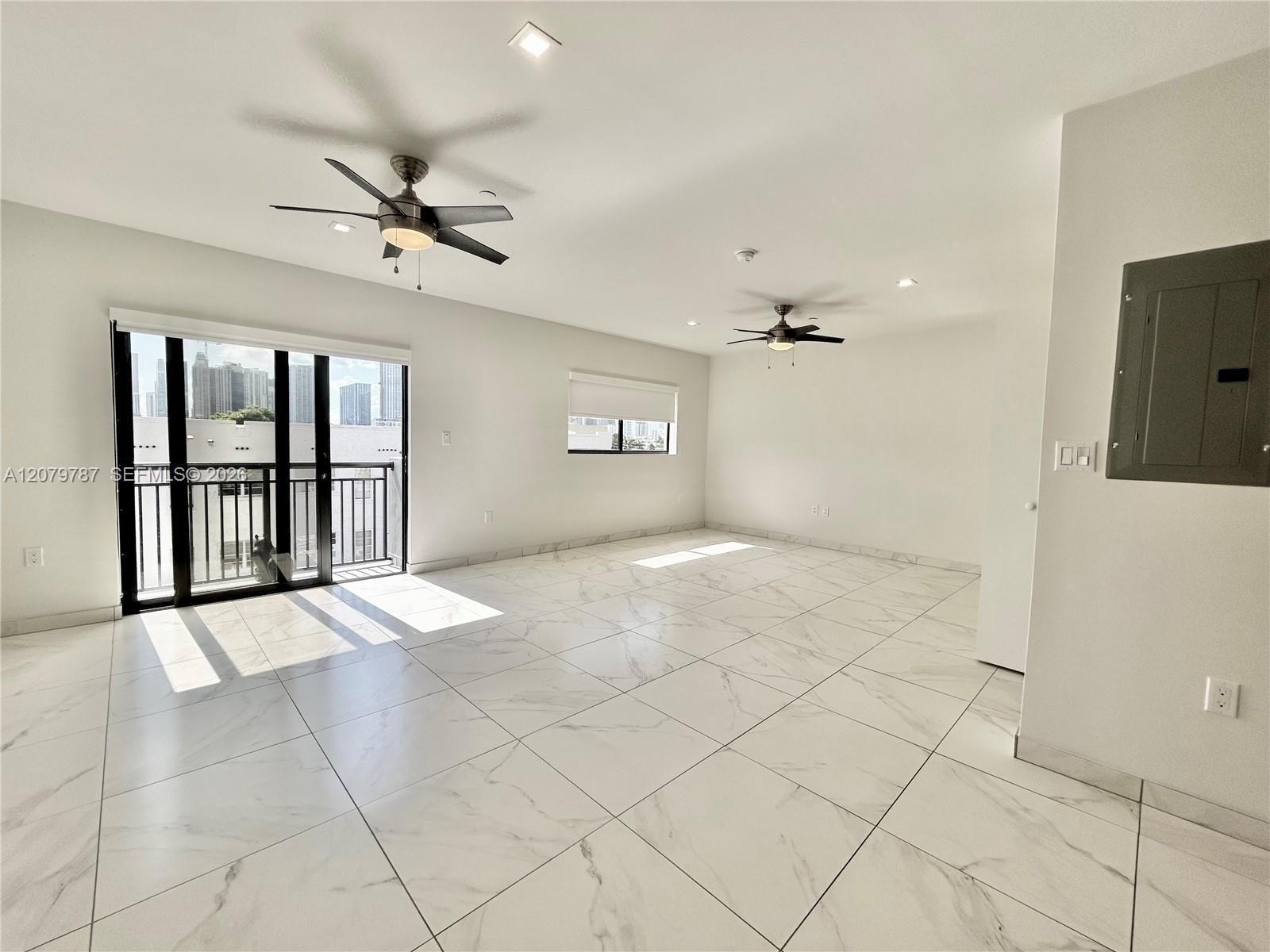 836 SW 2nd St # 404, Miami FL 33130 photo 4