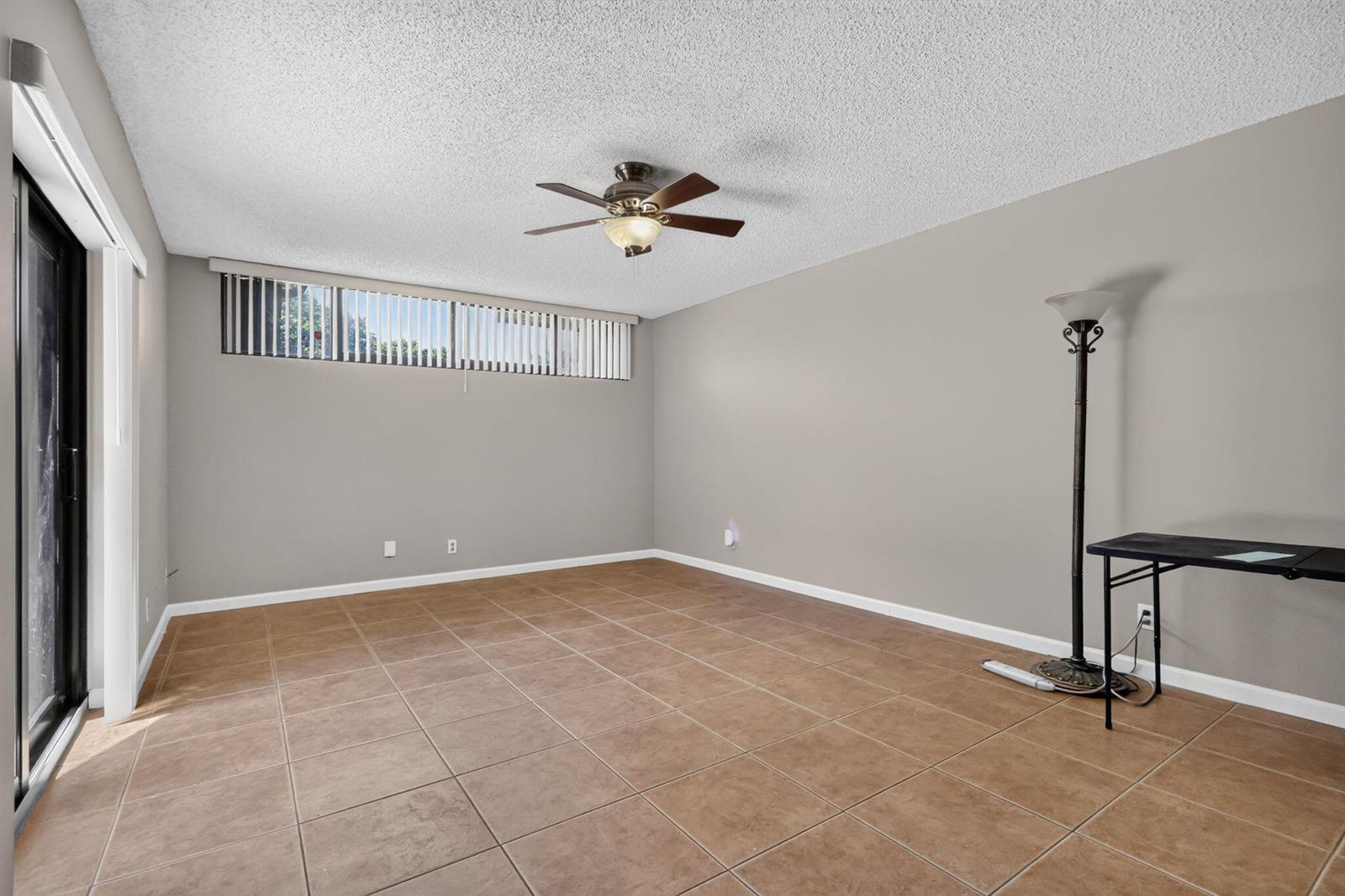 3659 VICTORIA Drive, West Palm Beach FL 33406 photo 3