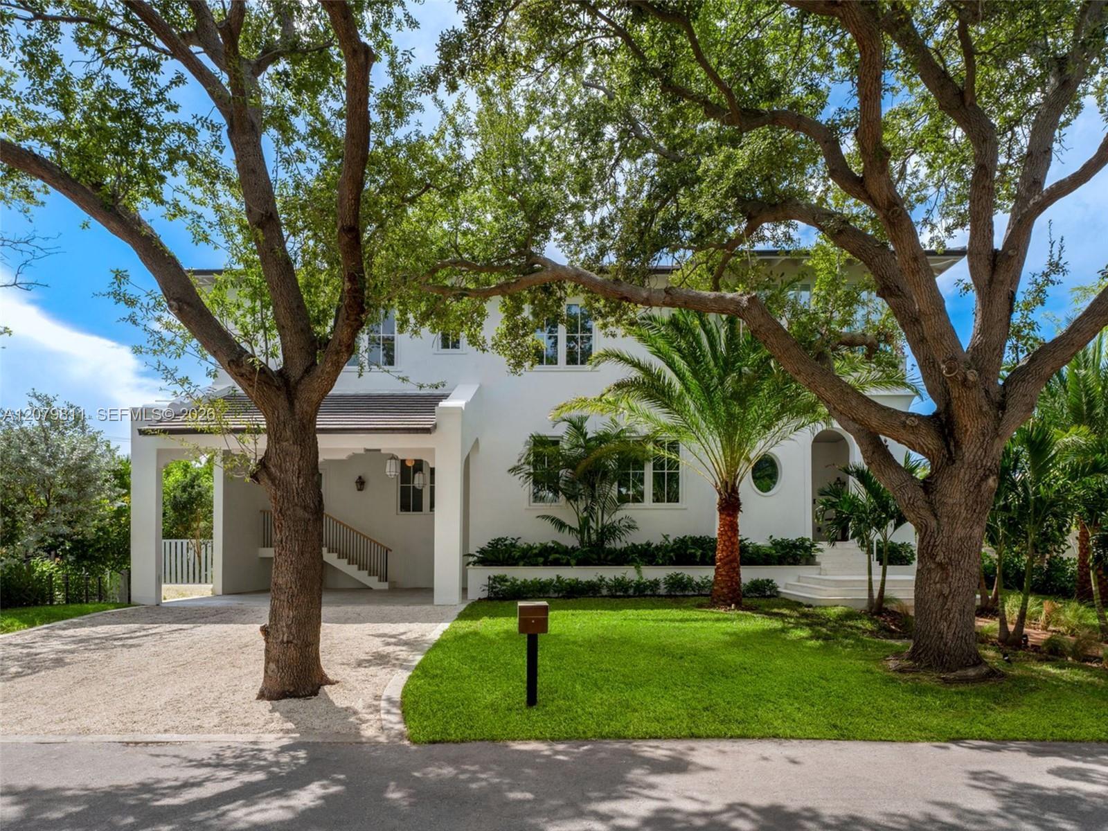 544 Warren Ln, Key Biscayne FL 33149 photo 4