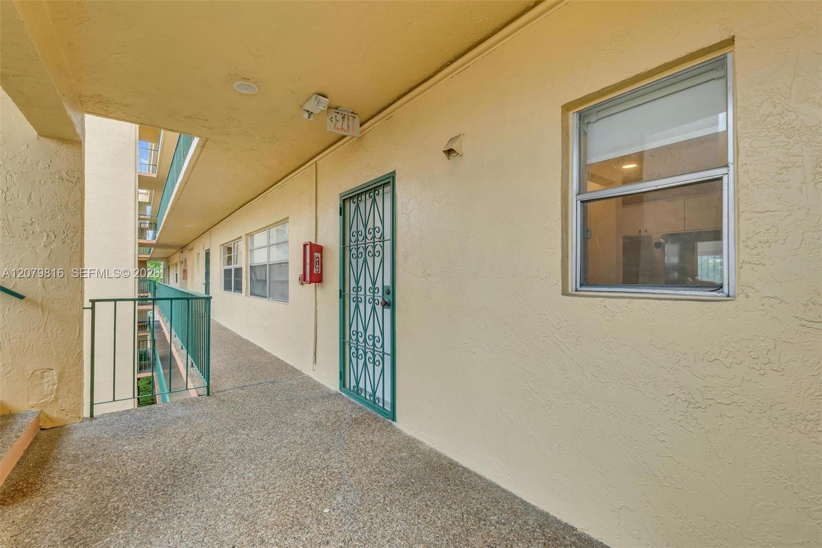 1975 W 44th Pl # A302, Hialeah FL 33012 photo 4