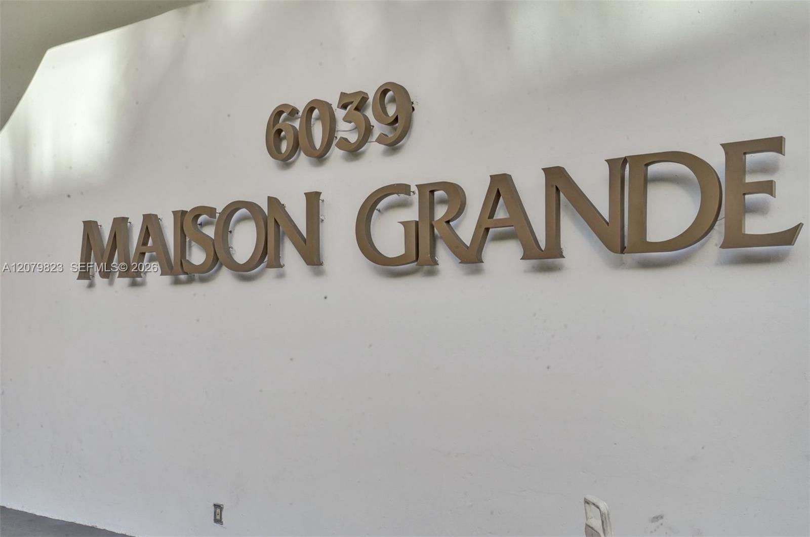 6039 Collins Ave # 534, Miami Beach FL 33140 photo 3