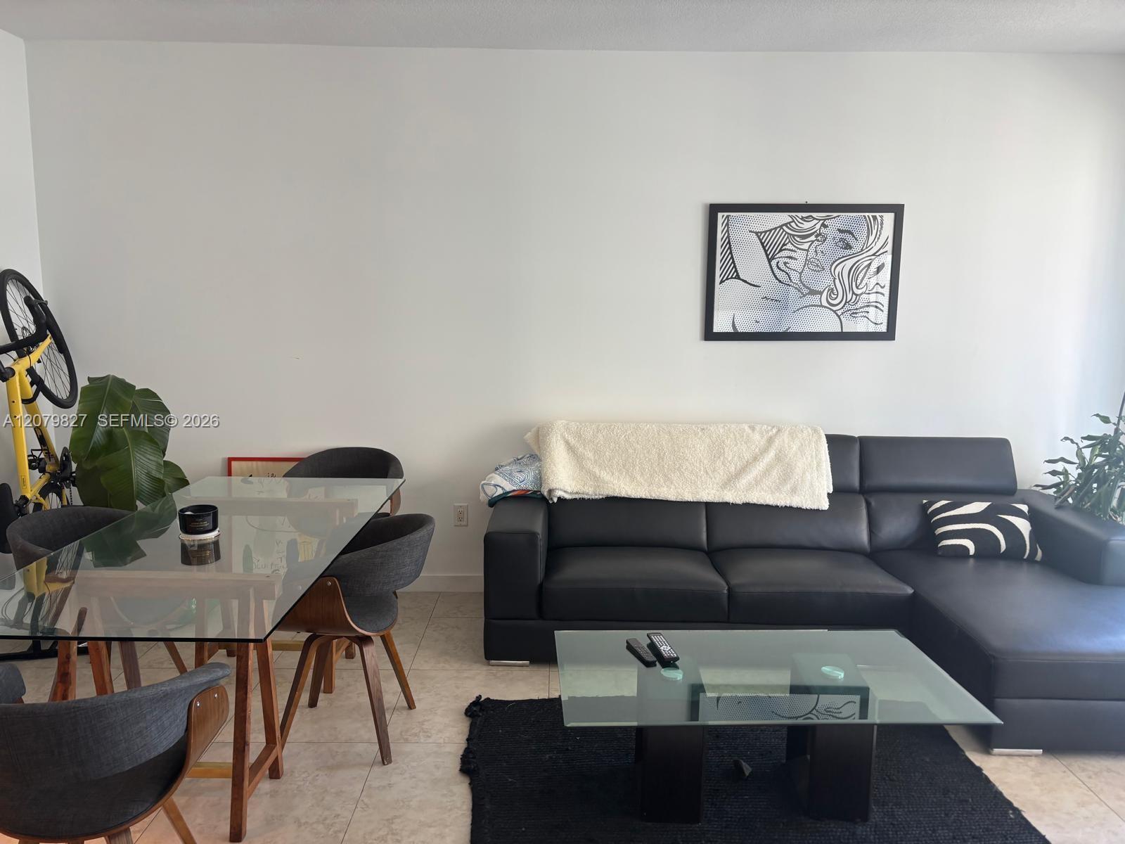 1050 Brickell Ave # 2008, Miami FL 33131 photo 2