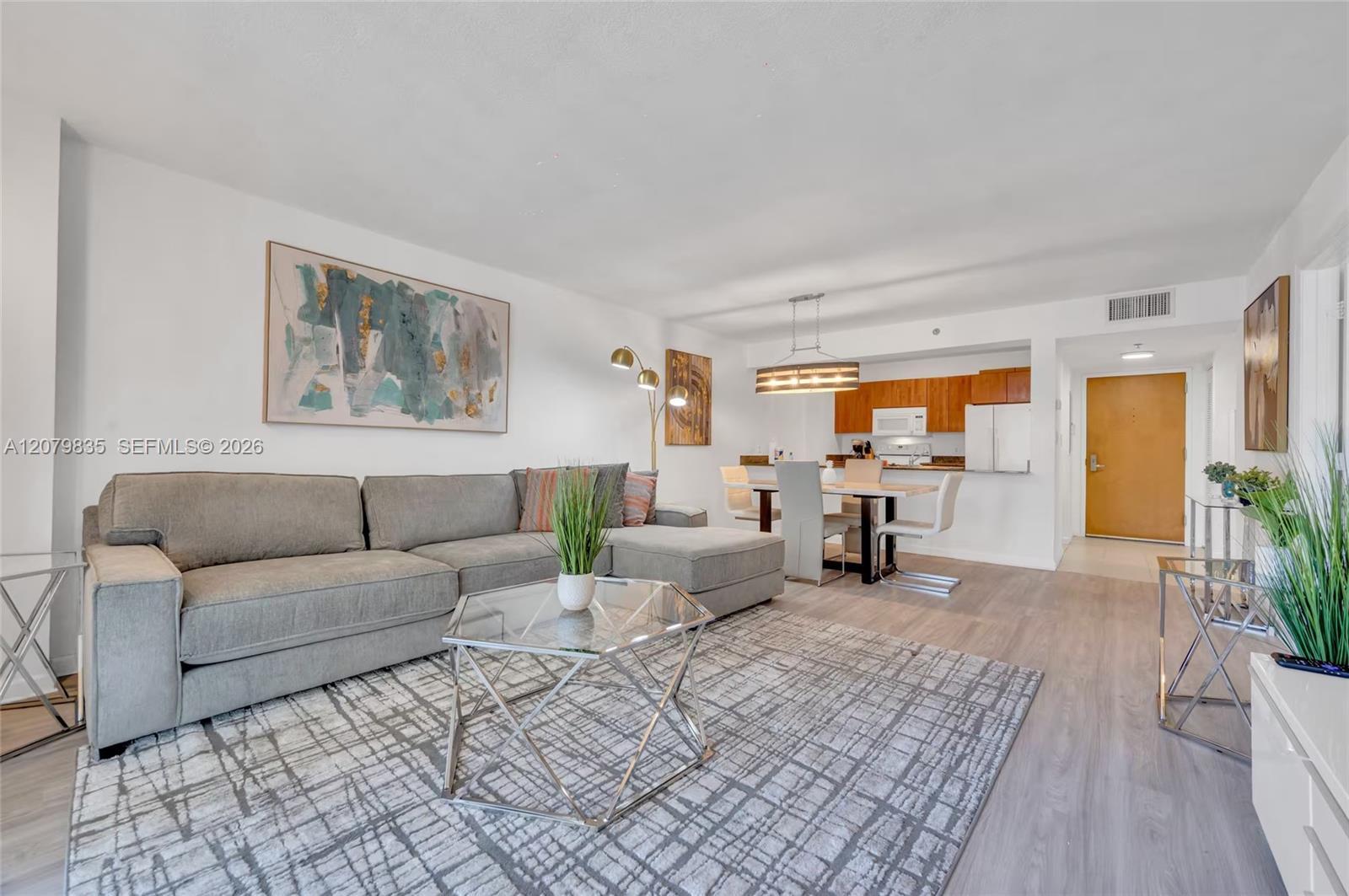 1200 Brickell Bay Dr # 2904, Miami FL 33131 photo 2