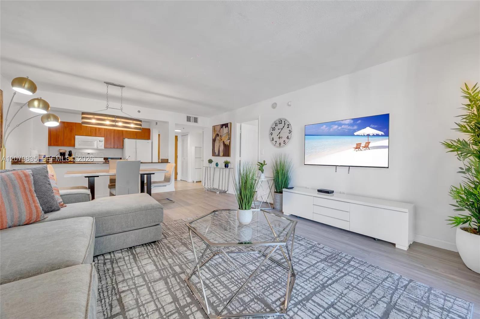 1200 Brickell Bay Dr # 2904, Miami FL 33131