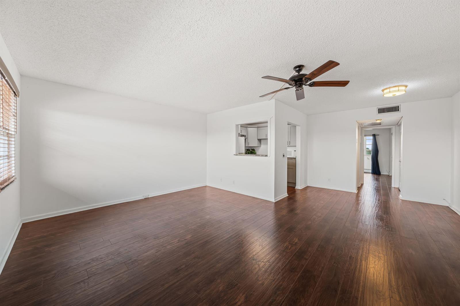 413 SOUTHAMPTON A, West Palm Beach FL 33417 photo 2