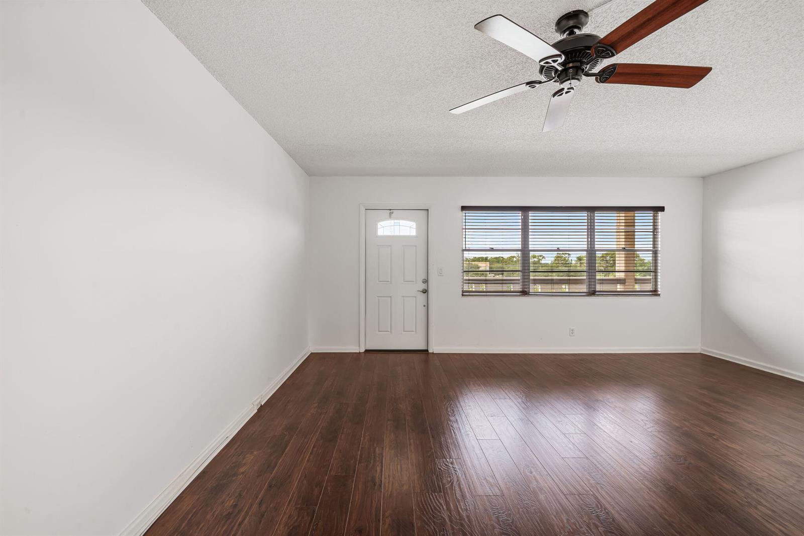 413 SOUTHAMPTON A, West Palm Beach FL 33417 photo 5