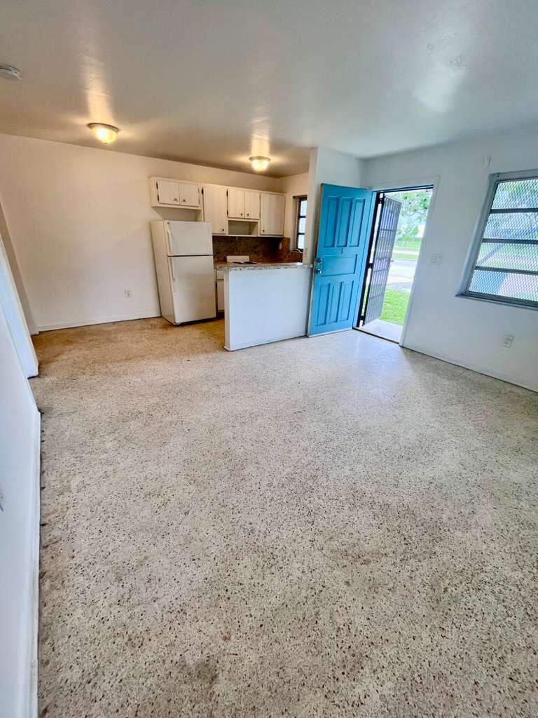 598 Douglas Road # 1, Opa-Locka FL 33054 photo 2