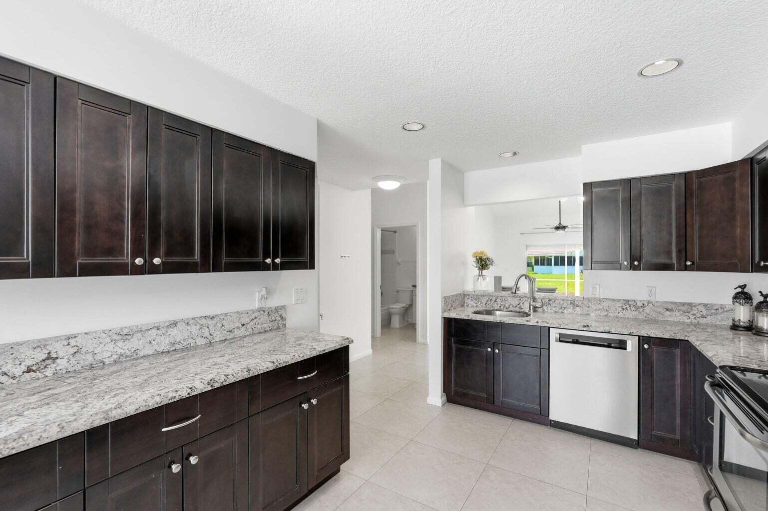 6616 MARISSA Circle, Lake Worth FL 33467 photo 3