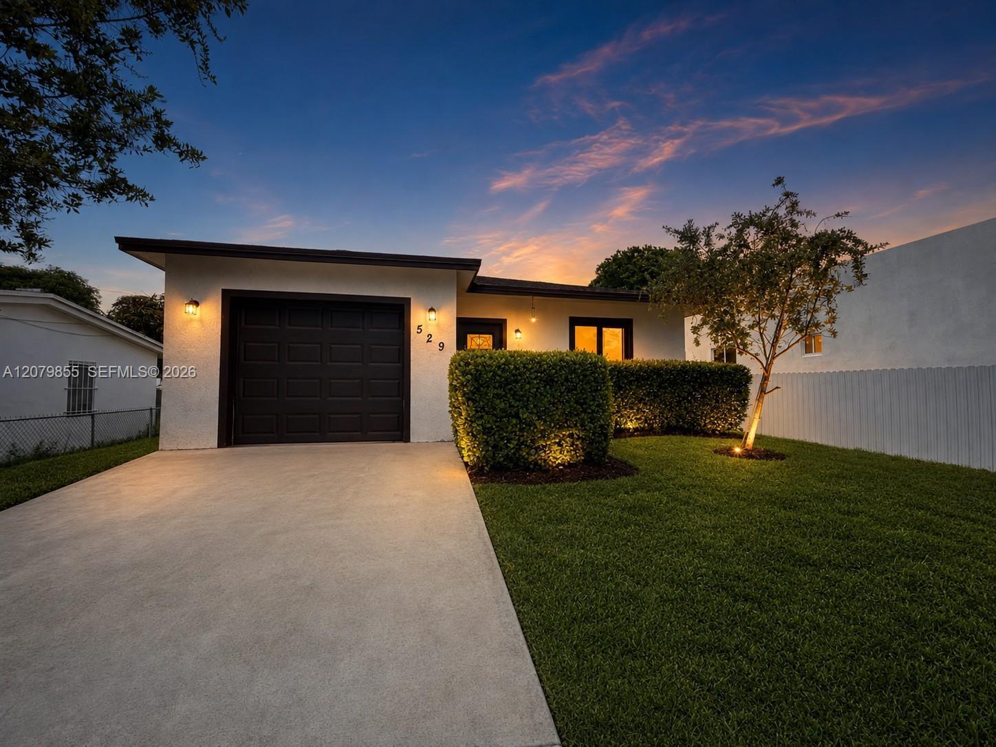 529 NW 16th Ave, Fort Lauderdale FL 33311