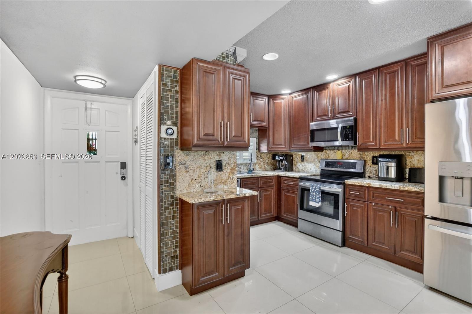 8941 S Hollybrook Blvd # 205, Pembroke Pines FL 33025