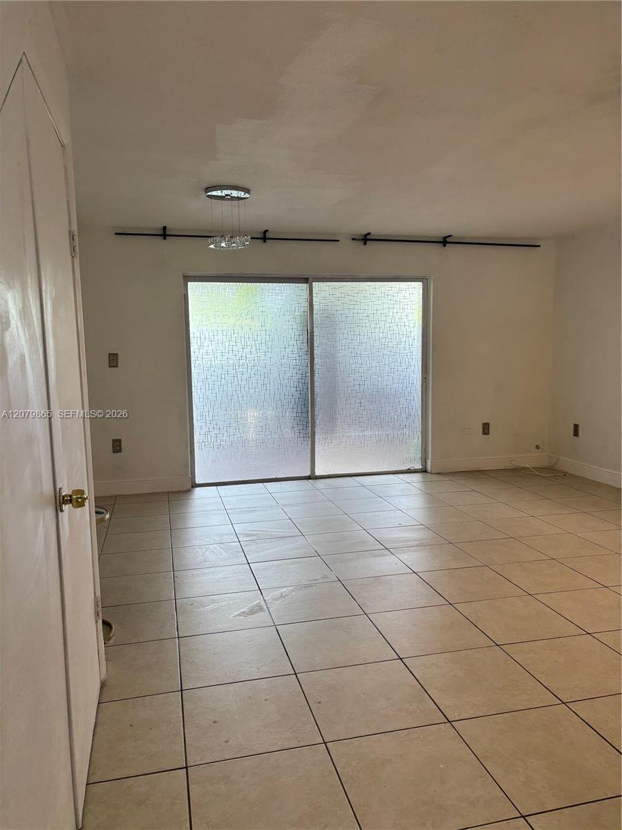 8172 NW 10th St # 5, Miami FL 33126 photo 4
