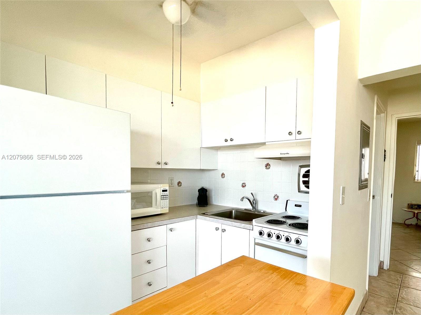 3177 S Ocean Dr # 321, Hallandale Beach FL 33009 photo 4