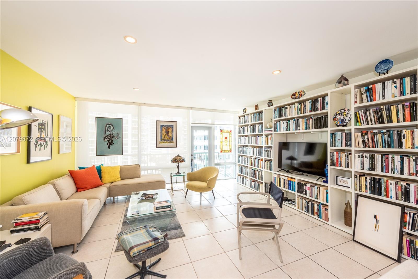 1408 Brickell Bay Dr # 1215, Miami FL 33131 photo 2