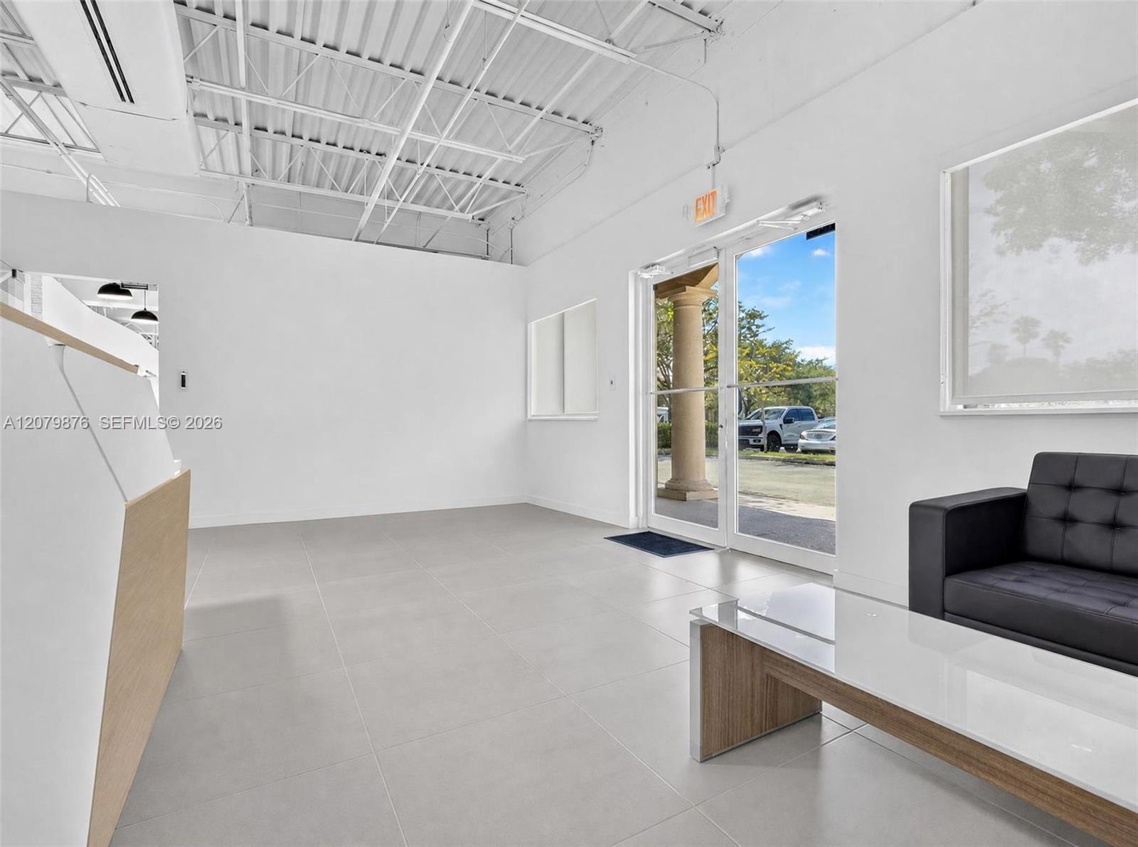 2665 Executive Park Dr, Weston FL 33331 photo 3
