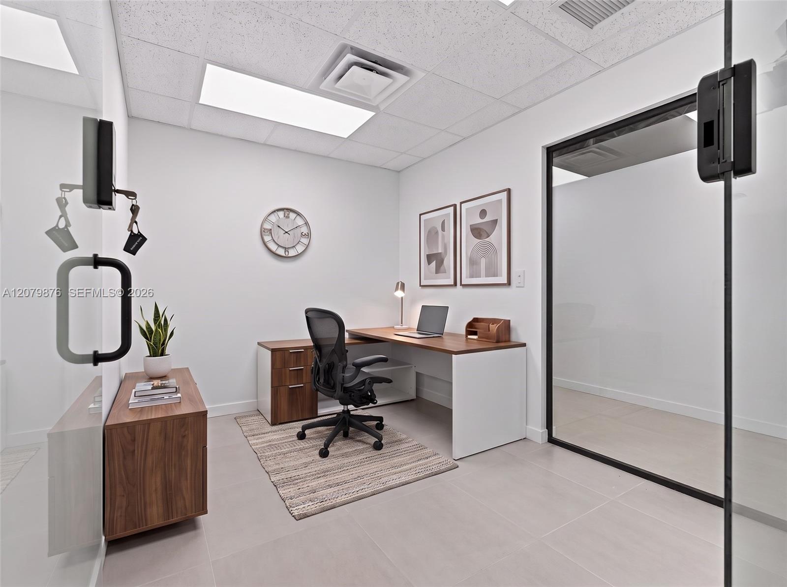 2665 Executive Park Dr, Weston FL 33331 photo 4