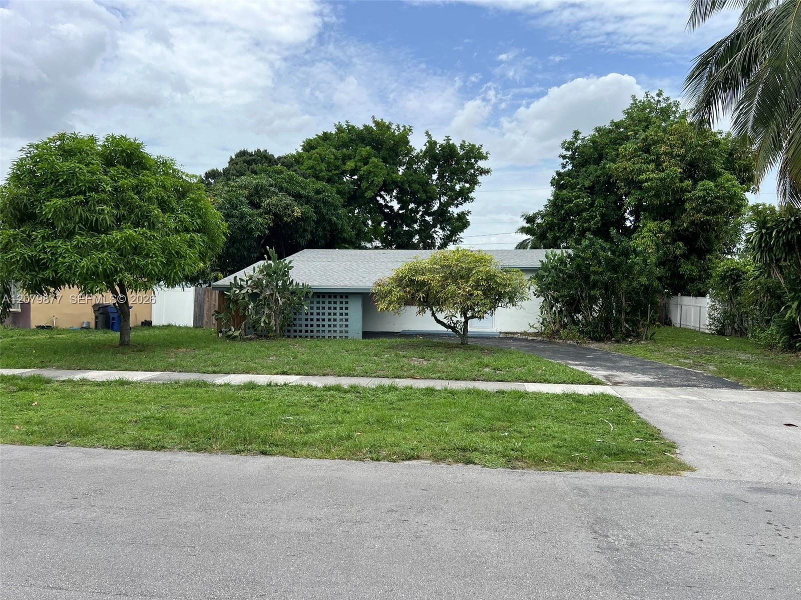 4421 NW 33rd St # 0, Lauderdale Lakes FL 33319