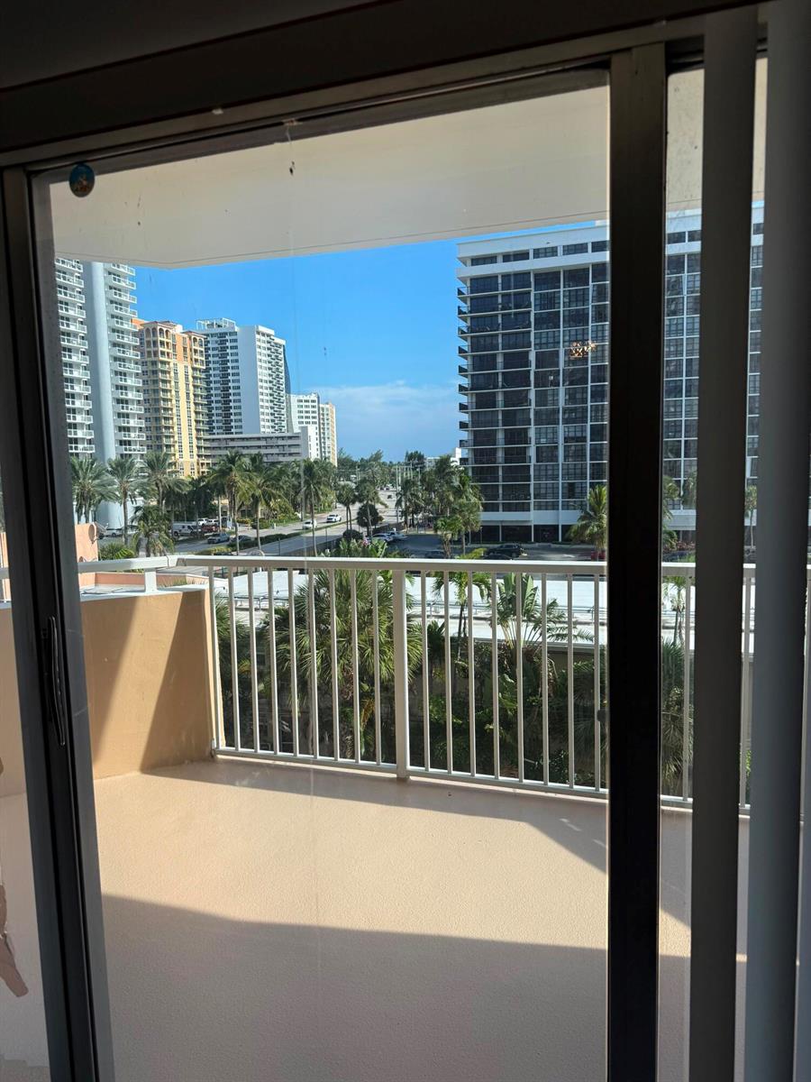 1985 S OCEAN Drive S # 3L, Hallandale Beach FL 33009 photo 3