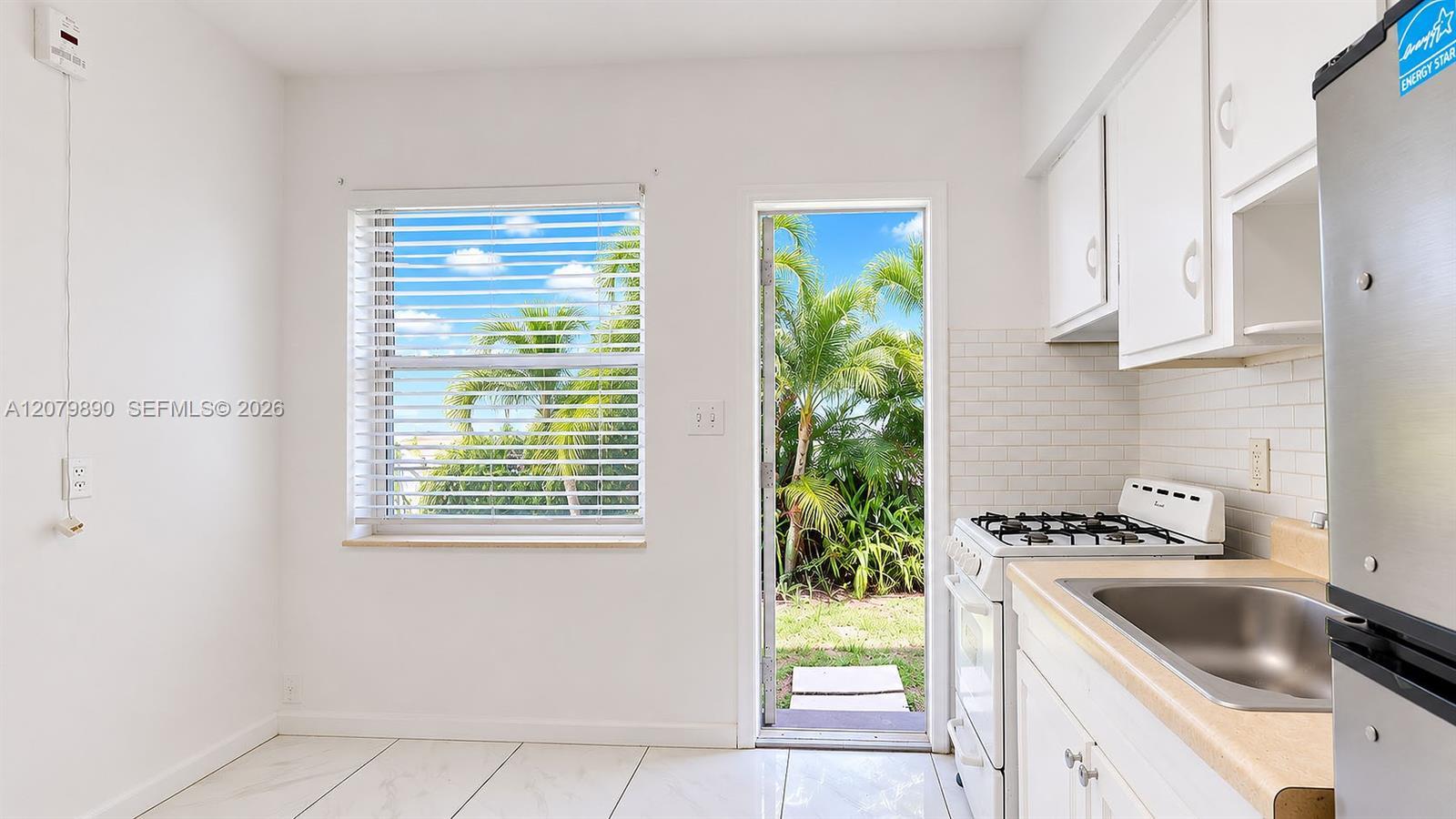 2499 SW 27th St # 3, Miami FL 33133 photo 5