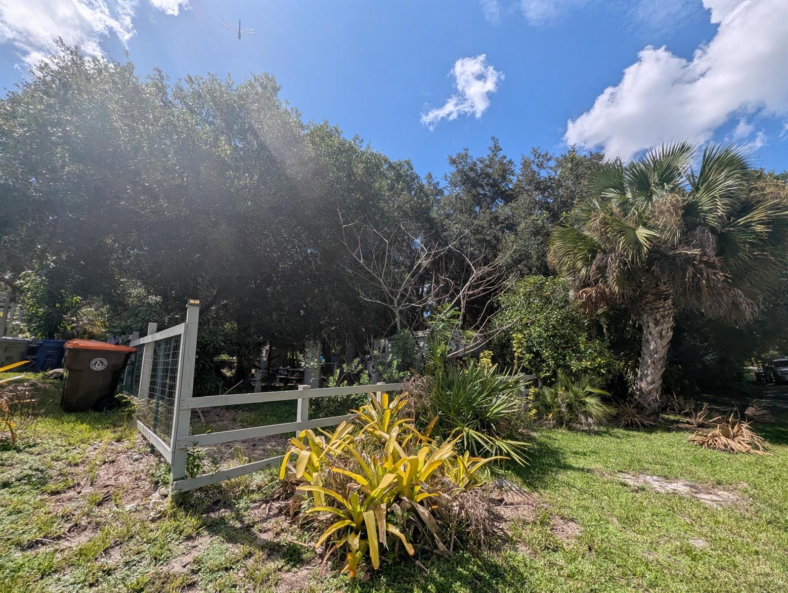 8835 104TH Court, Vero Beach FL 32967 photo 3