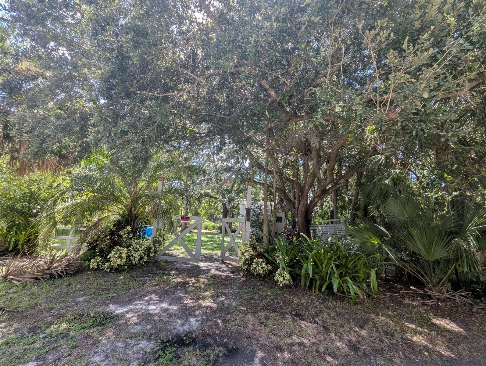 8835 104TH Court, Vero Beach FL 32967 photo 4
