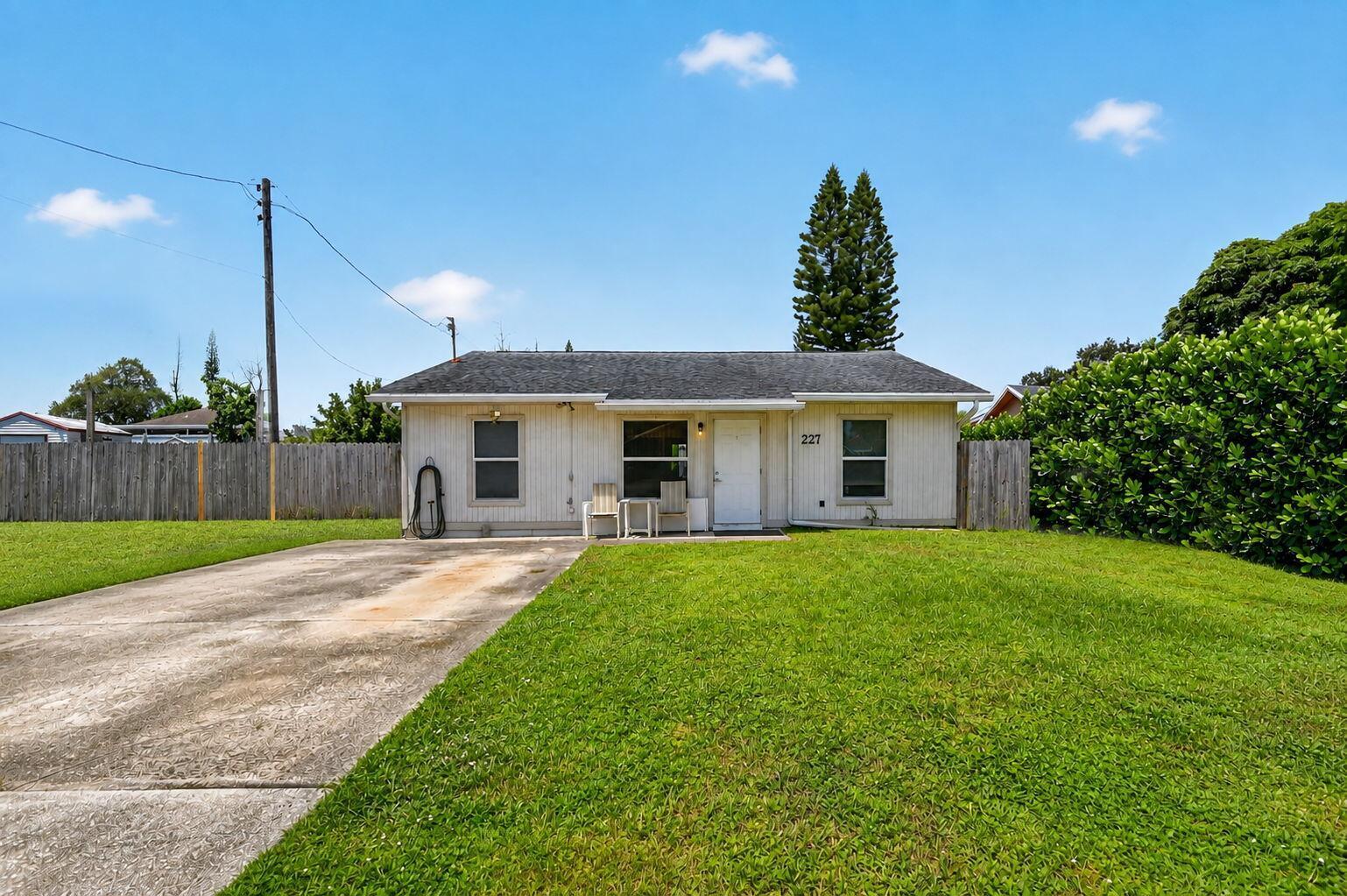 207/227 Ethelyn Drive, West Palm Beach FL 33415 photo 2