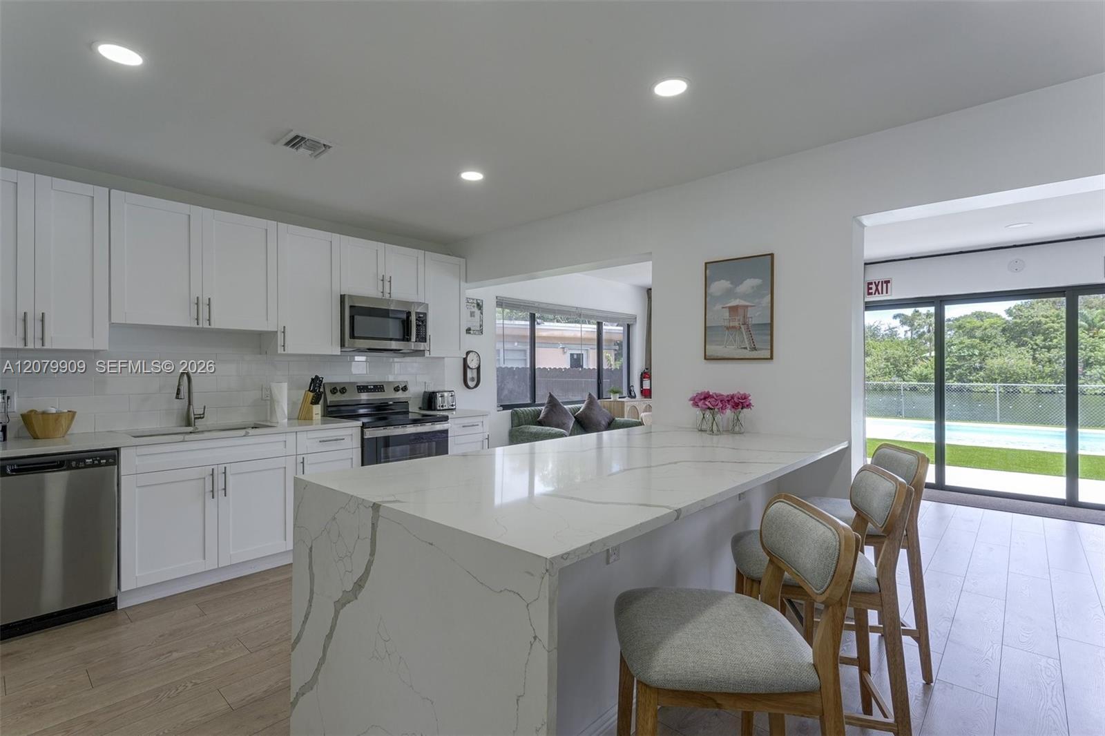317 N 31st Ave, Hollywood FL 33021 photo 3