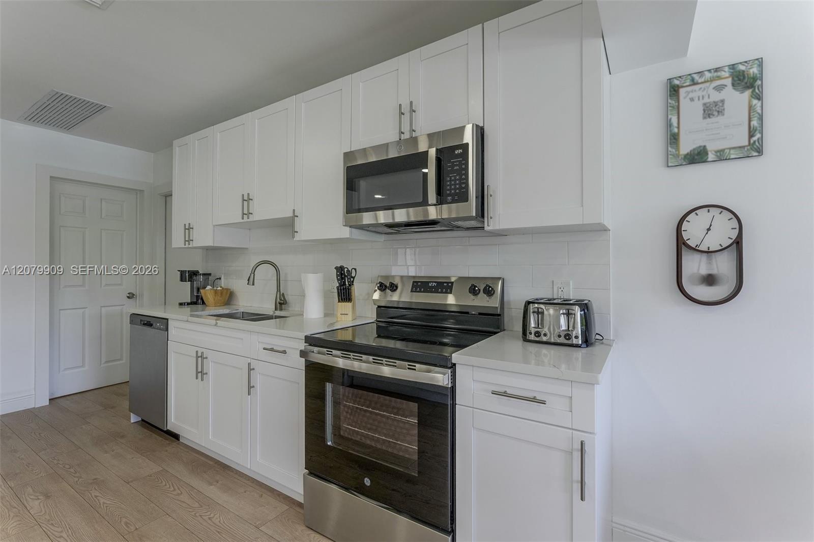 317 N 31st Ave, Hollywood FL 33021 photo 5