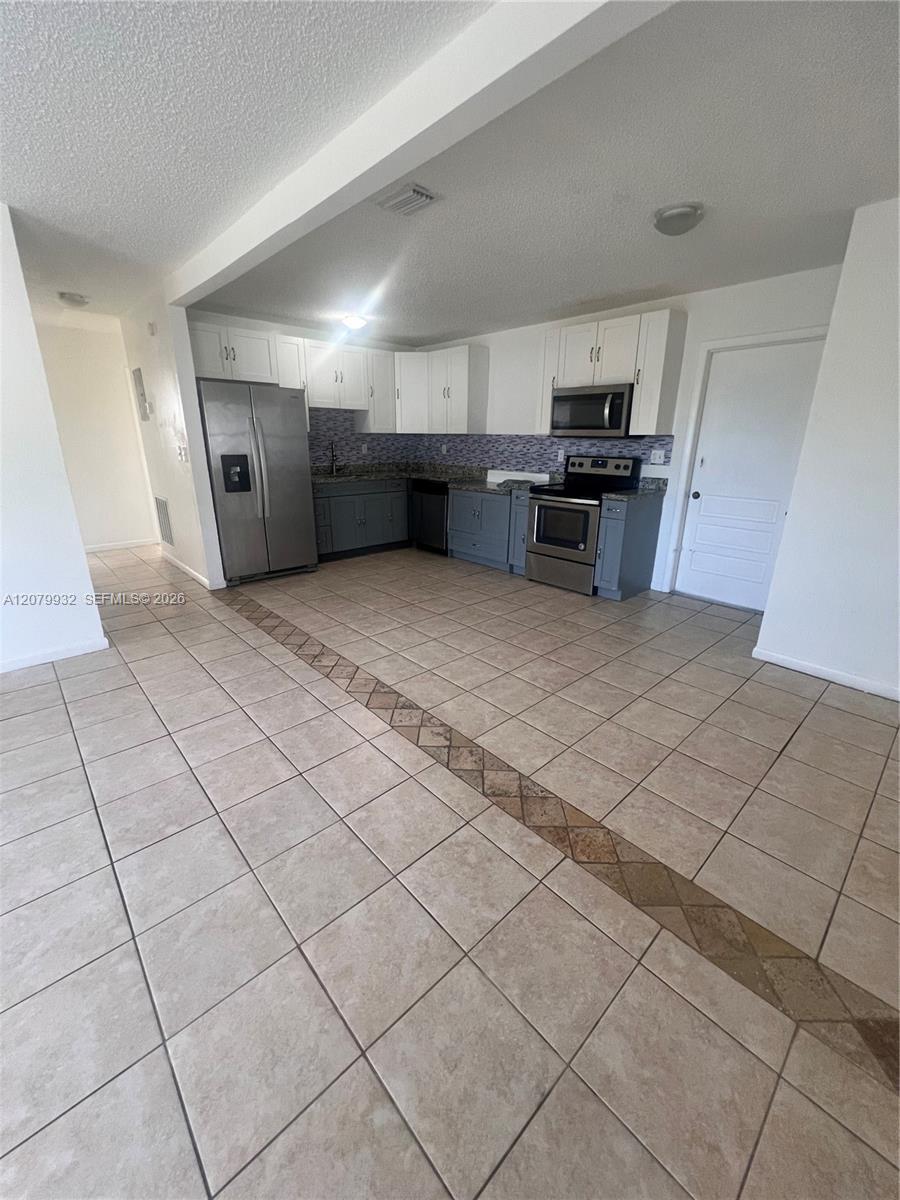 828 SW 3rd St # 828, Florida City FL 33034 photo 4