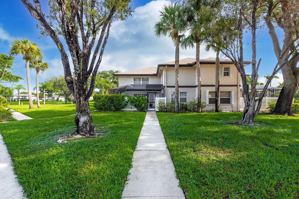 38 Essex Court # D, Royal Palm Beach FL 33411 photo 3
