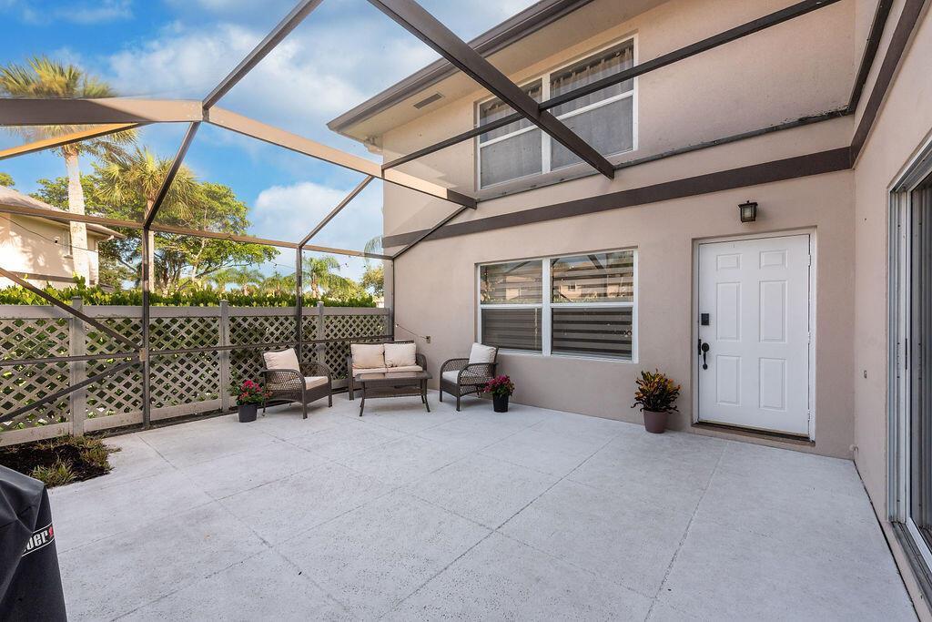 38 Essex Court # D, Royal Palm Beach FL 33411 photo 5