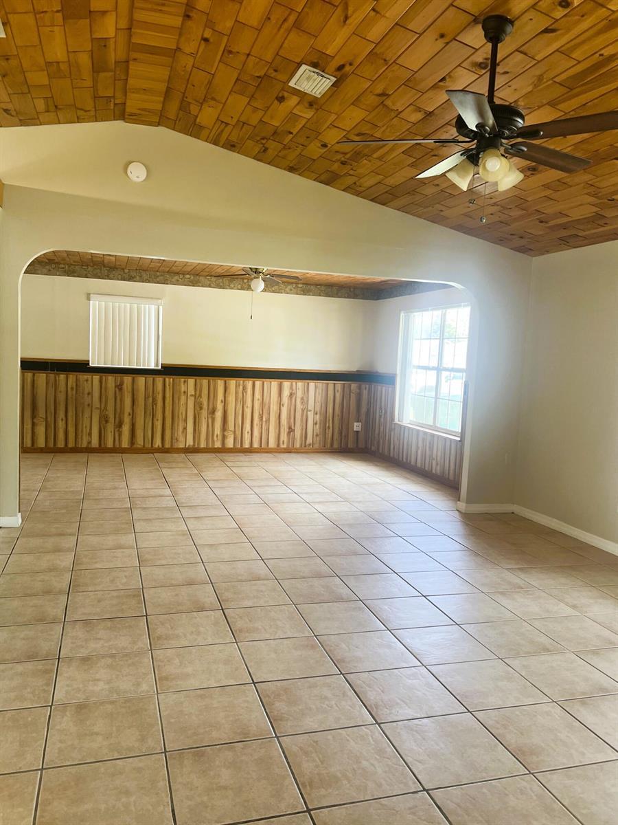 7801 SAN CARLOS Drive, Fort Pierce FL 34951 photo 2