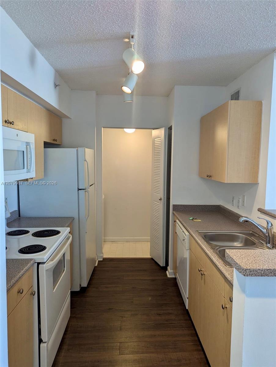 1919 Van Buren St # 721A, Hollywood FL 33020 photo 3