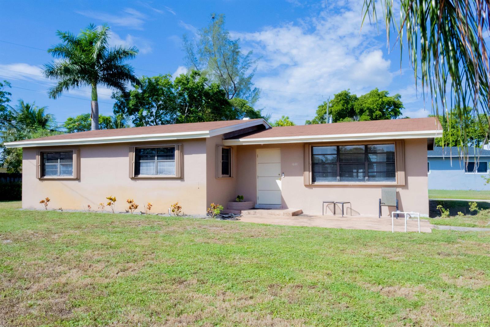 1200 NW 18th Street, Fort Lauderdale FL 33311 photo 4