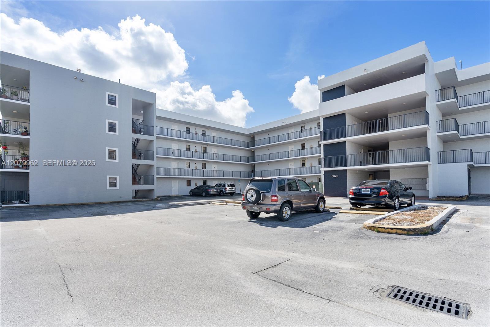 5825 W 25 Ct # 212, Hialeah FL 33016 photo 2