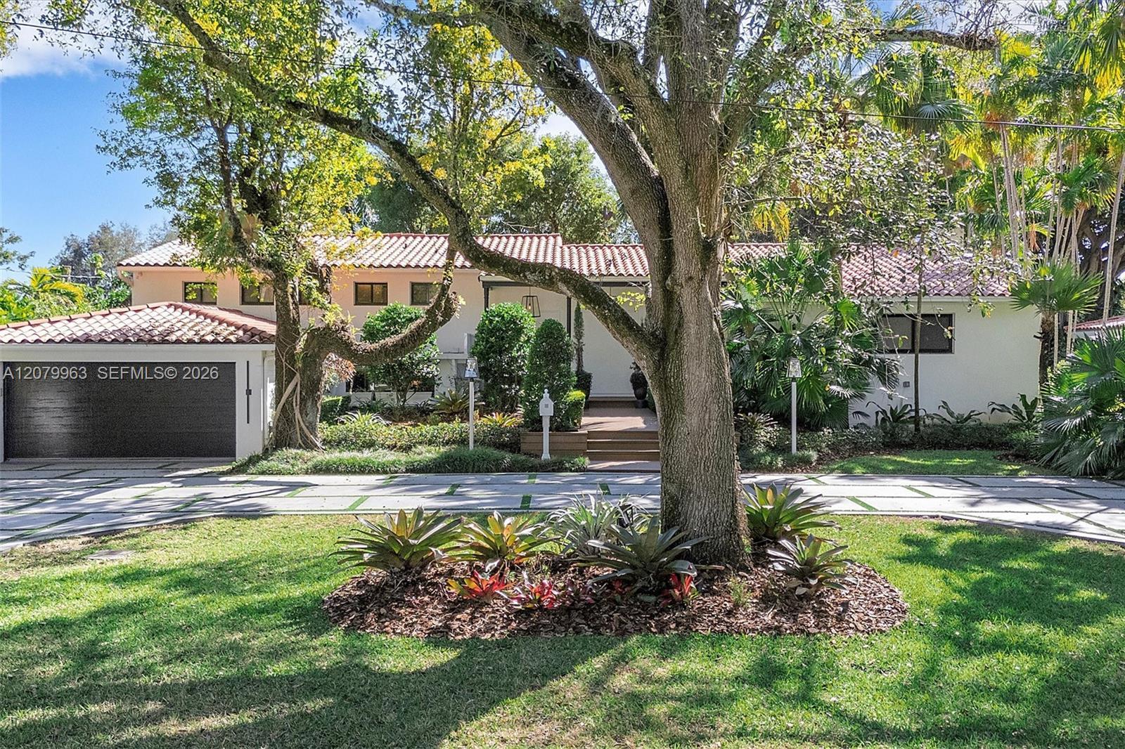 652 NE 105th St, Miami Shores FL 33138 photo 3