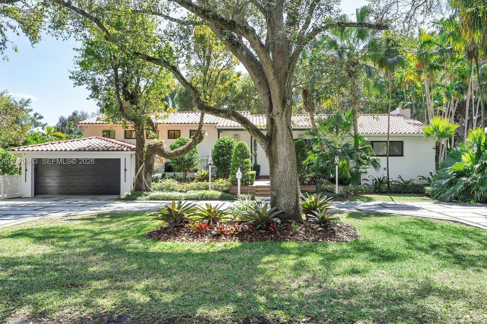 652 NE 105th St, Miami Shores FL 33138 photo 4
