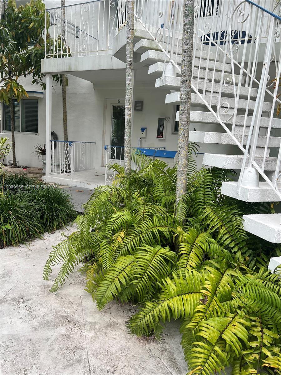 225 SE 16th Ave # 5, Fort Lauderdale FL 33301